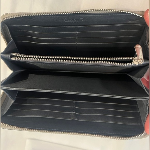 Christian Dior Metallic Silver Cannage Patent Leather Zippy Wallet - Picture 6 of 6